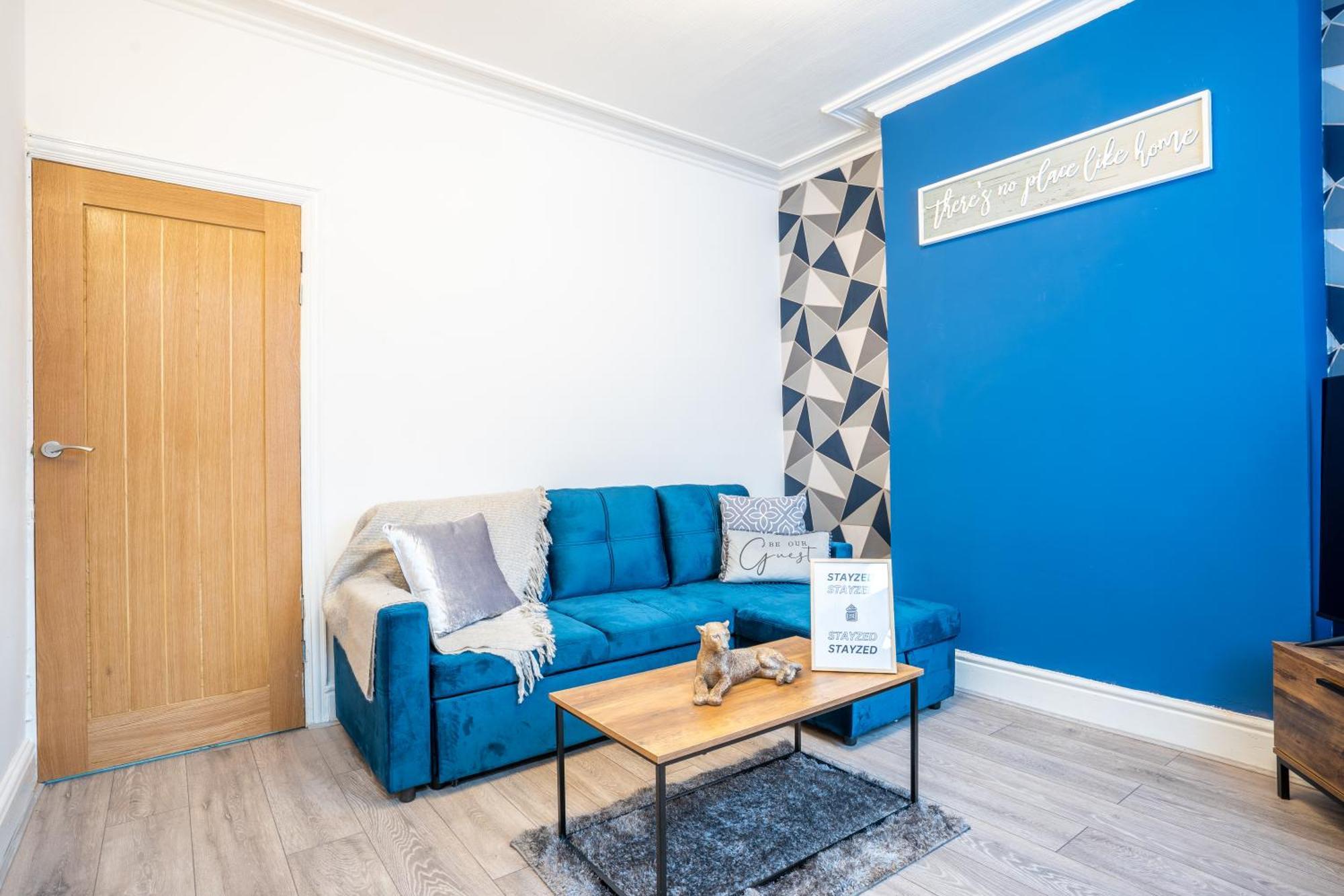 Stayzed E: Stylish City Centre House with Free WiFi and Parking Nottingham Exterior photo